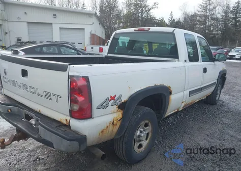 2004 Chevrolet Silverado 1500 Work Truck z USA, uszkodzony, nr VIN 2GCEK19T641143922
